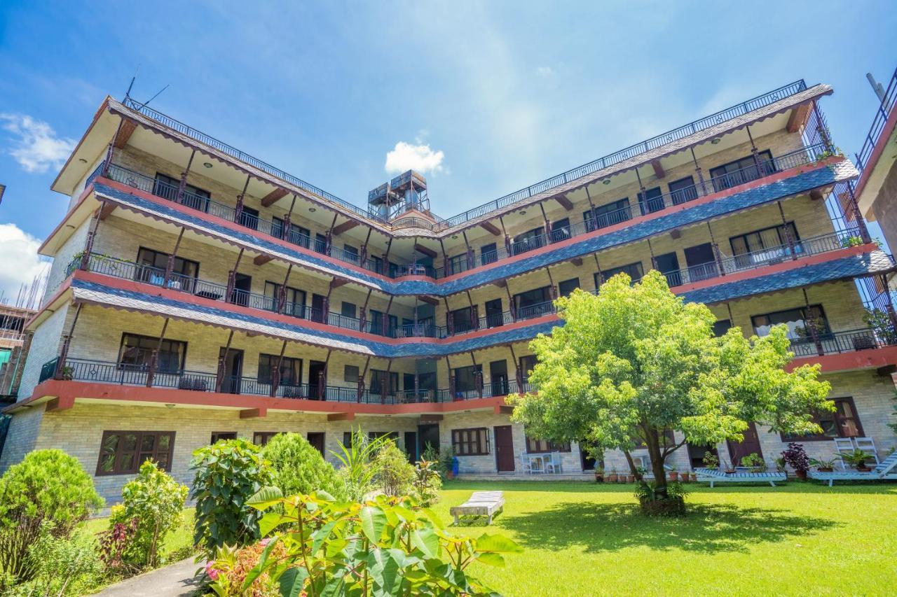 Butterfly Lodge Pokhara Exteriör bild