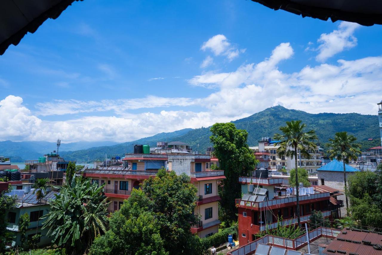 Butterfly Lodge Pokhara Exteriör bild