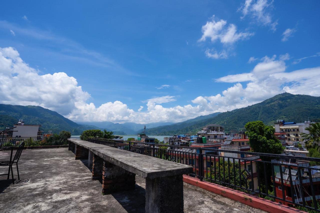 Butterfly Lodge Pokhara Exteriör bild